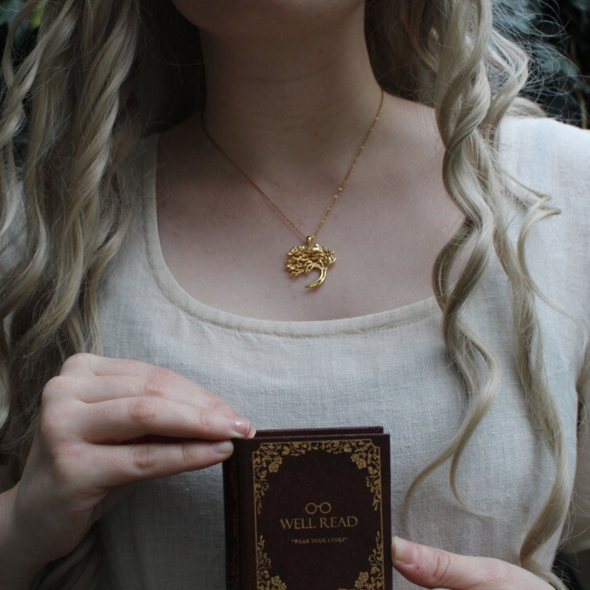 Bookish Pendant Necklaces – Well Read Company EU